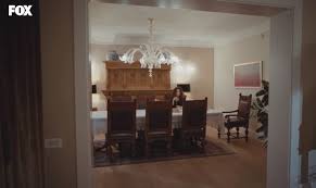 Kadin Dizisi Suat Yemek Masasi Kadin Dekorasyon Kadindizi Masa Yemekmasasi Mobilya Kadin Dekorasyon