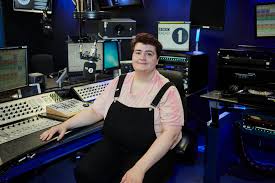 And get all the latest performances. Jacob Edward Non Binary Bbc Radio 1 Presenter On Coming Out