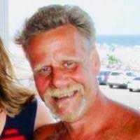 Eddie Cieslak's Instagram, Twitter & Facebook