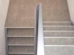 N Oubliez Pas Le Palier Assorti Restauration D Un Escalier Bois Modernise Avec Du Beton Clair 68510 Sierentz Escalier Bois Escalier Beton Et Escaliers Metal