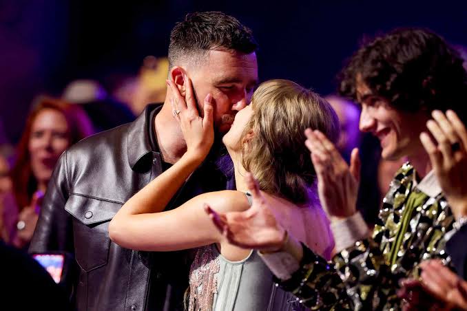 Taylor Swift and Travis Kelce's Cutest Photos: From the Super Bowl to Their  Wedding