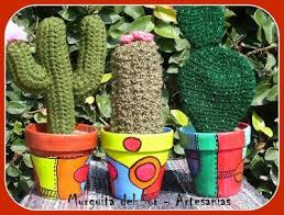 Dibujo de línea continua del conjunto de vectores de cactus lindo bosquejo blanco y negro plantas de casa aisladas sobre fondo blanco cactus en maceta ilustración de dibujado a mano de una sola línea. 9 Ideas De Cactus Macetas Pintadas Macetas Decoradas Macetas