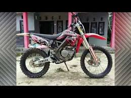 Modifikasi vixion trail youtube modifikasi vixion trail adalah modifikasi yang bertujuan untuk merubah tampilan motor vixion menjadi motor trail mengingat harga motor trail saat ini sangat mahal nah dengan modif setidaknya bisa mengurangi biaya dan mendapat kepuasan tersendiri modif motor cb 150 r short news poster car interior design. Keren Abis Vixion Modif Trail Keren By Bobby Bm