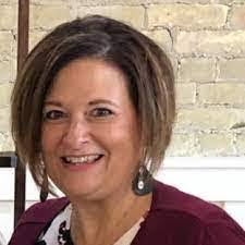 Karen Helgeson's Instagram, Twitter & Facebook