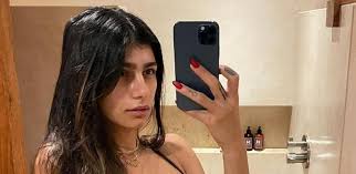 Jun 10, 2021 · mia khalifa resolveu entrar na brincadeira da internet. Mia Khalifa Responde Randolfe Sobre Cpi Da Covid Estou A Caminho 18 07 2021 Uol Tv E Famosos