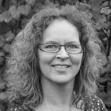 Agnes Graf's Instagram, Twitter & Facebook