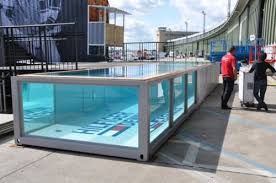Containerpool Mit Verglasung Containerpool Pool Schoner Wohnen