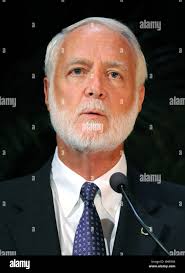 G. Wayne Clough speaks during a news conference at the Smithsonian  Institution building, Saturday, March 15, 2008 in Washington. The  Smithsonian Institution, beleaguered by questions over how much it pays its  executives
