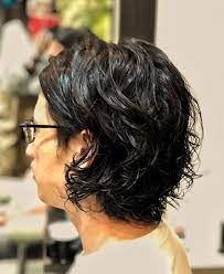 櫻井真紀 オムヘアーセカンド はinstagramを利用しています スパイラルパーマ manbun マンバンヘアー メンズロング マンバンスタイルへの道 manbunstyle 前髪命 メンズ ヘアスタイル 髪型 スパイラルパーマ