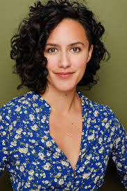 Natalie Edge's Instagram, Twitter & Facebook