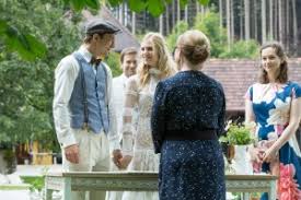 Drei folgen dauert ihr gastauftritt und sie spielt sich selbst. Sturm Der Liebe Mandy Capristo Ist Mit An Bord Bildderfrau De