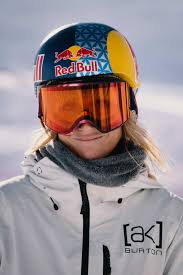 No speed ❌ no contest for me today here in aspen. Anna Gasser Snowboarding Red Bull Athlete Page