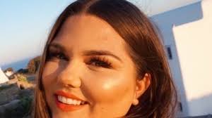 Blogger praised for calling out fat-shamers