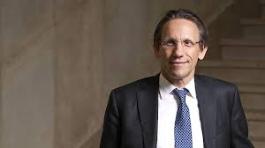 The latest uk and international banking, finance and business coverage and analysis, with exclusive interviews and unparalleled access to the finance industry's most senior leaders and policy makers. Portrat Jorg Kukies Der Banker In Der Regierung