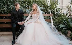 33,376 likes · 9 talking about this · 576 were here. So Basically I M A 16 Y O Girl Who Joined To Look At All Your Lovely Dresses But I Thought Maybe I Should Share Marzias Dress Made By Joanne Fleming A Beautiful Designer