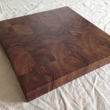 Petite Planche A Decouper En Bois Debout Par Pierre Marna Planche A Decouper Bois Bois Debout Planche A Decouper