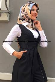 Yeni Sezon Tulum Elbise Siyah Fahima Indirimli Fiyat Hediye Ucretsiz Yurt Ici Ve Disi Kargo Avantajiyla Modavina Com Da Satista Tese Elbise Moda Stilleri Giyim