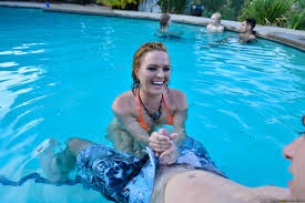 Cougar Krissy Lynn sneaky fucks her daughters bf after an underwater  handjob (Brad Knight, Krissy Lynn in Brazzers)