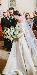 Romantic Wedding Dress For Aire Barcelona Collection 2020 Wedding Dresses Fall Wedding Dresses Wedding Dresses Satin