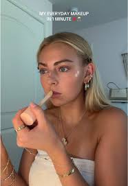 ✨🧖🏼‍♀️💋💖🌟🍓 #makeuproutine