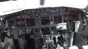 Pranas drulis, atpl integrated student at baltic aviation academy, had an opportunity to explain boeing 737 ng cockpit peculiarities. Boeing 737 Ng Cockpit In Hd Cabina Boeing 737 Ng En Hd Youtube