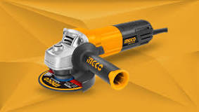 Can I Use an Angle Grinder to Cut Wood: Expert Answers