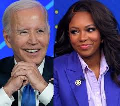 Judy Lujan 🇺🇦 🌻🌻🌻🌻 🇺🇦 (@clairseach)