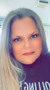 Alexandria Arenz (@alexandria.arenz) • Facebook