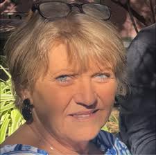 Kola is ironing for Dede 😊🤭😊 Kola Don fall in love ooooo #BBNaija  #BBNaijaS10 #BBNaijaSeason10 #BBNaija10