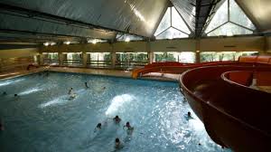Lille Surpris En Pleine Nuit Nus Dans Les Bassins De La Piscine Marx Dormoy