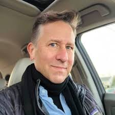 half British. half Turkish Cypriot 👋🏼