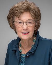 Elaine March's Instagram, Twitter & Facebook