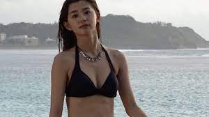 三愛水着イメージガール・朝比奈彩、グアムでの撮影メイキングを公開 - YouTube
