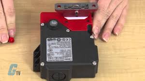 Fortress interlocks safety interlock switch tend electrical switch high quality tz electrical interlock motor control forward reverse Mechanical Safety Interlock Switches Selection Guide Types Features Applications Engineering360