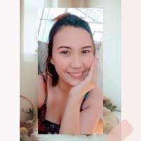 Gail Villa's Instagram, Twitter & Facebook