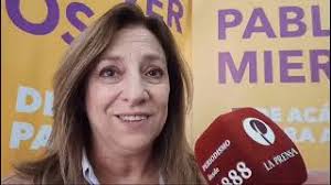 Mónica Botero: "Venimos a Salto en apoyo a Hoover Rosa, esperemos que le  vaya muy bien"