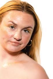 Amy Bost's Instagram, Twitter & Facebook