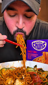 New Bowls with a Twist: More Toppings, More Sauce