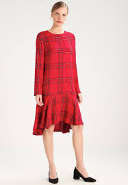 Lucca supera battipaglia nel recupero della decima giornata. Vestito Tartan Scozzese Lungo O Corto I Modelli Must Have Nanopress Donna