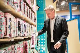 Toys r us, which was closed in the u.s. Toys R Us Ceo Company S Comeback Is A Dream Come True