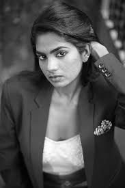 Glenda Salas's Instagram, Twitter & Facebook