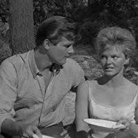  Pin On 001 Rip Sir Roger Moore 1927 2017