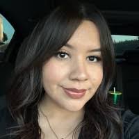 Serena Lynn's Instagram, Twitter & Facebook