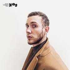 Alberto Vera's Instagram, Twitter & Facebook