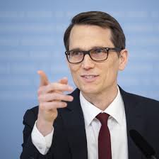 Ein Panther kann problemlos ein Rind reissen»