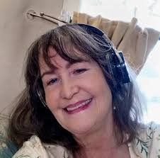 Are there any quilting groups or events in Michigan for quilters to connect?