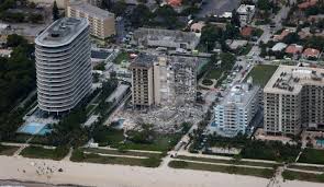 Un edificio residencial de 12 plantas se vino abajo la madrugada de este jueves en miami, florida (estados unidos). A7rlyh0wozxbdm