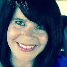 Laura Lipner's Instagram, Twitter & Facebook