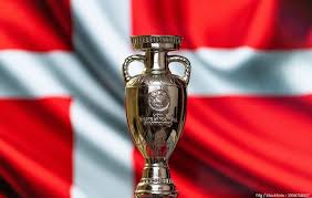 Danmark går videre til knockoutrunderne ved em og skal møde wales i ottendedelsfinalerne. Em 2021 Kampprogram Danmark Datoer Og Modstandere