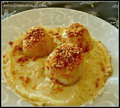 Noix De Saint Jacques Poelees Crumble De Noisettes Et Puree Fine De Celeri Recettes De Cuisine Recette Noix De Saint Jacques